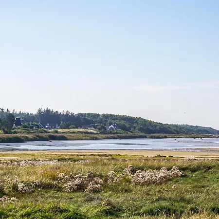 4 Bedroom Lovely In Holiday home Glesborg